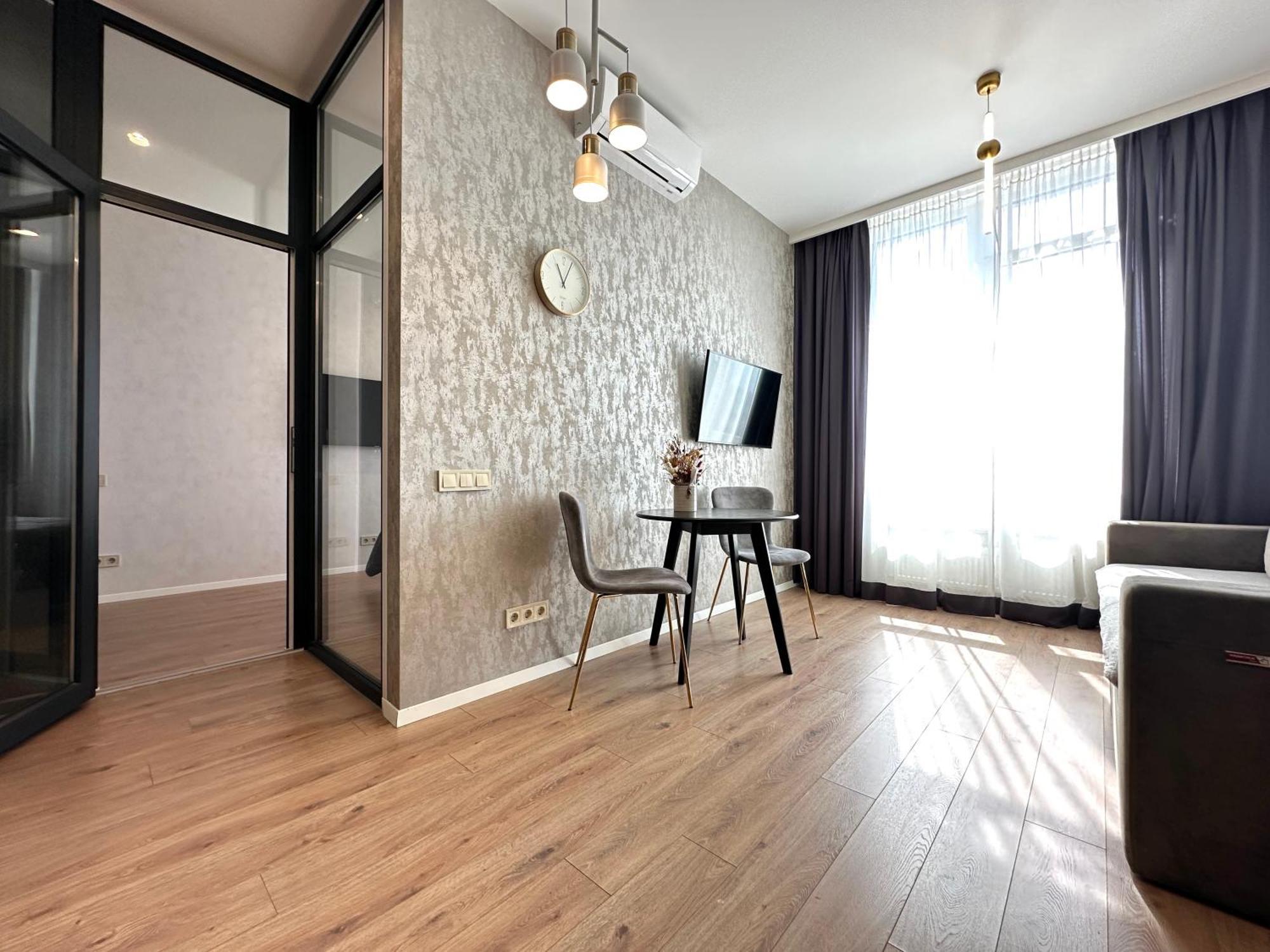 Kador Home Hotel Downtown Kiev Bilik gambar